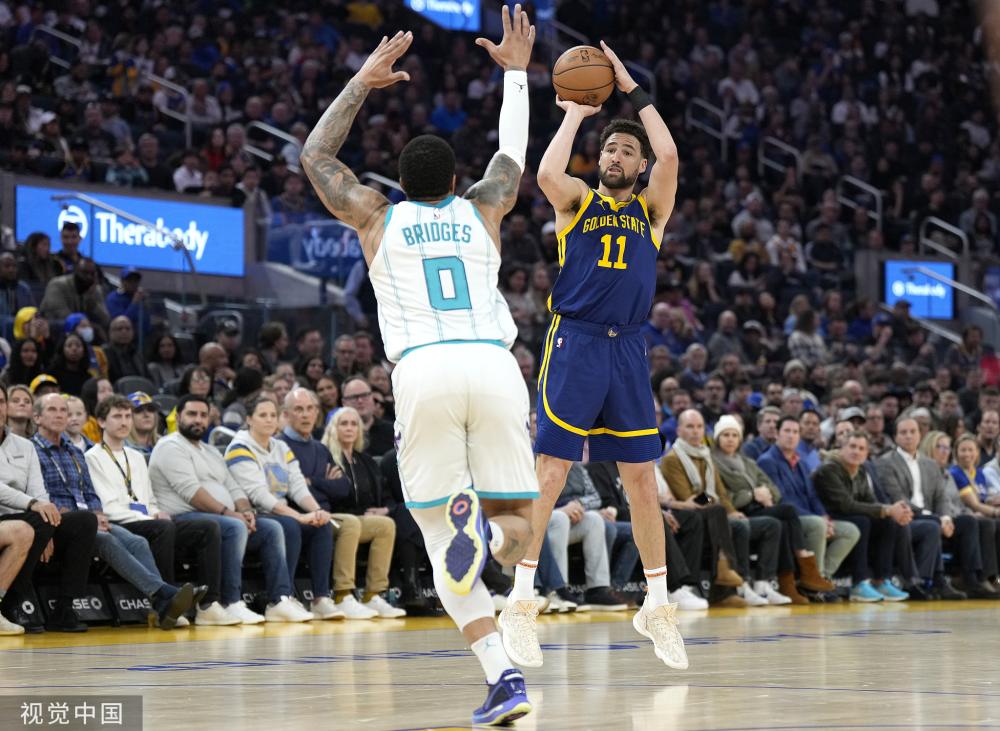 足球发展的 足球发展的