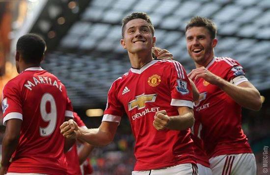 以來的首個 以來的首個