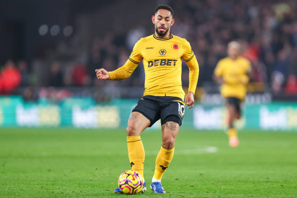 方面具有明 方面具有明