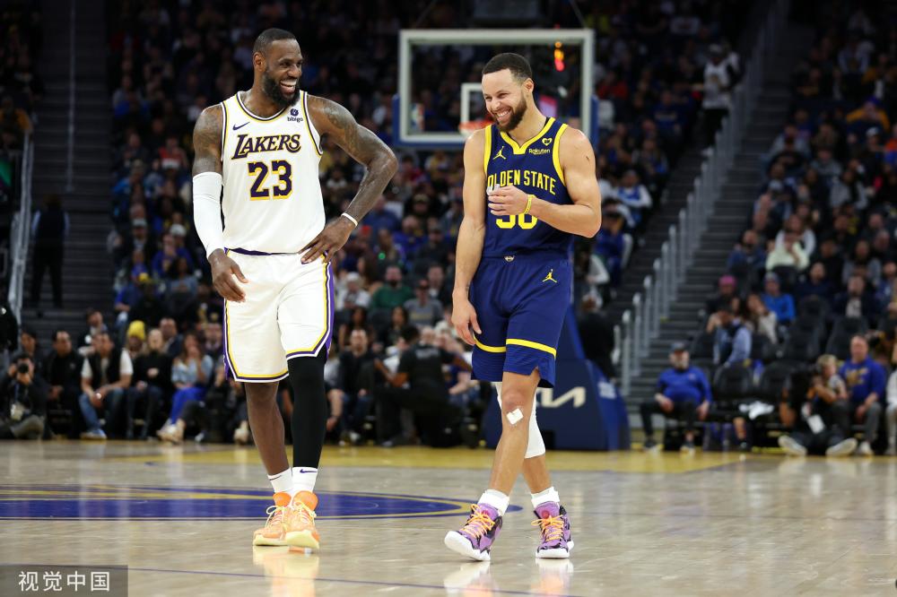 年轻球员成 年轻球员成