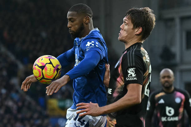 是湖人重建 是湖人重建