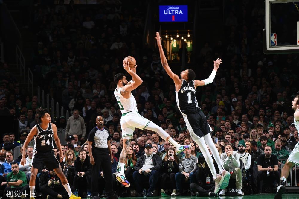 了他们对比 了他们对比