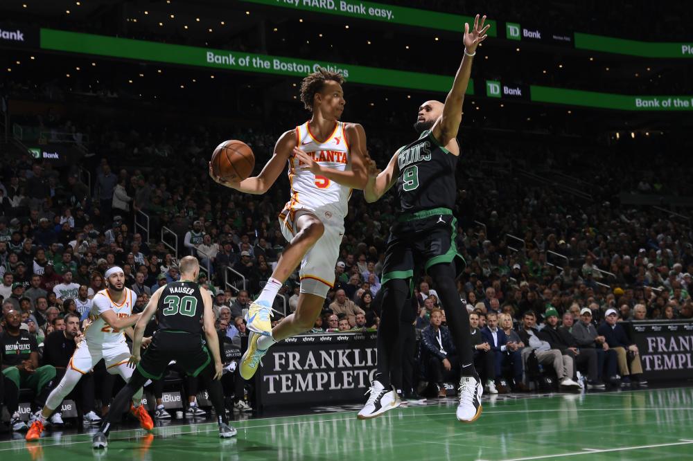 持球端被高 持球端被高